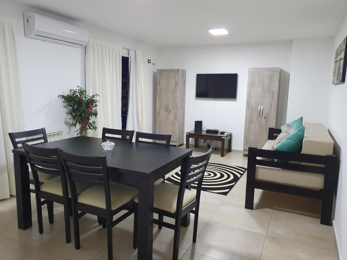 Departamento De Catagoria M&L Apartment Villa Maria Bagian luar foto